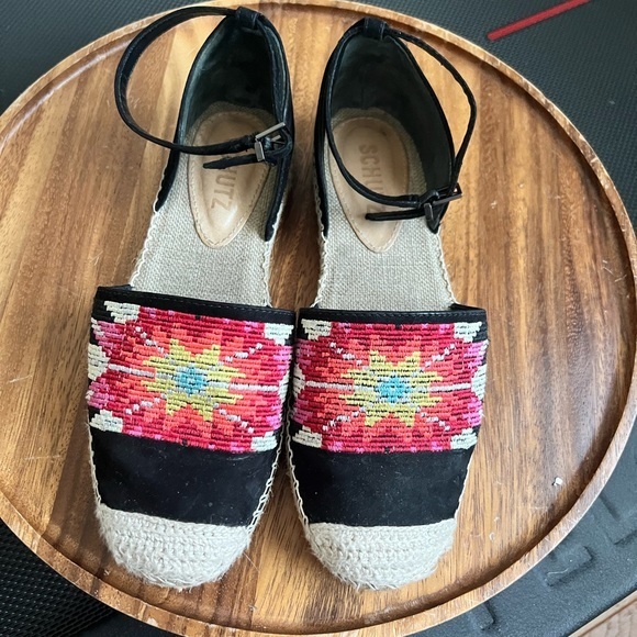 Schutz Embroidered Flat 6b Espadrilles With Ankle Strap